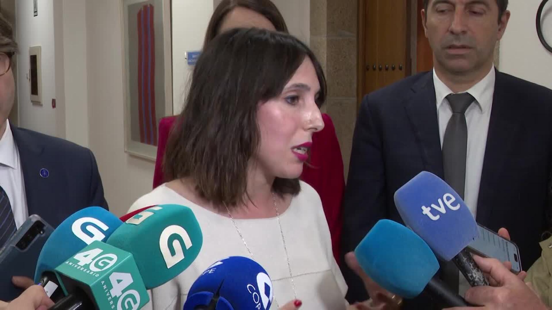 Xunta adapta una línea de préstamos de 50 millones para "minimizar" el impacto de los aranceles