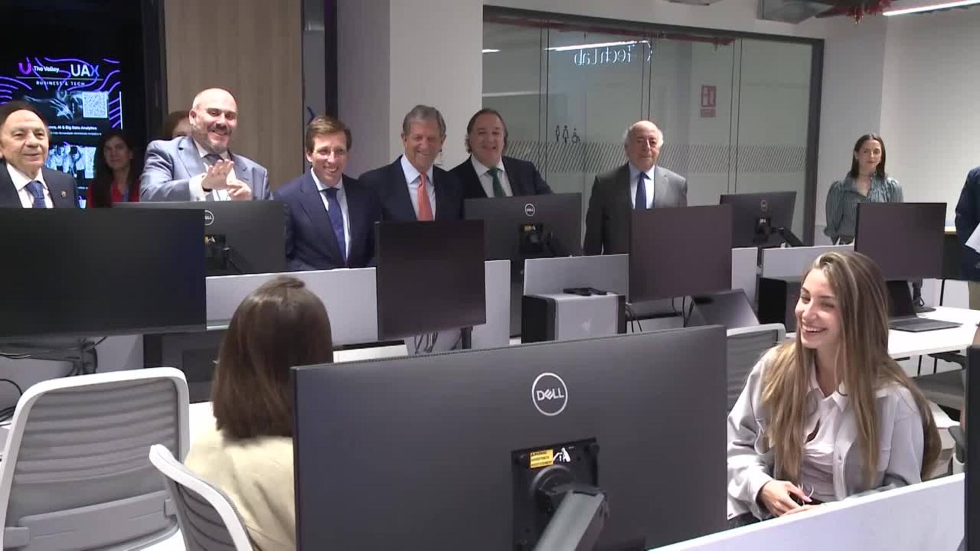 El Futuro del Trabajo en Madrid: Almeida Destaca la Importancia de la Adaptación Tecnológica