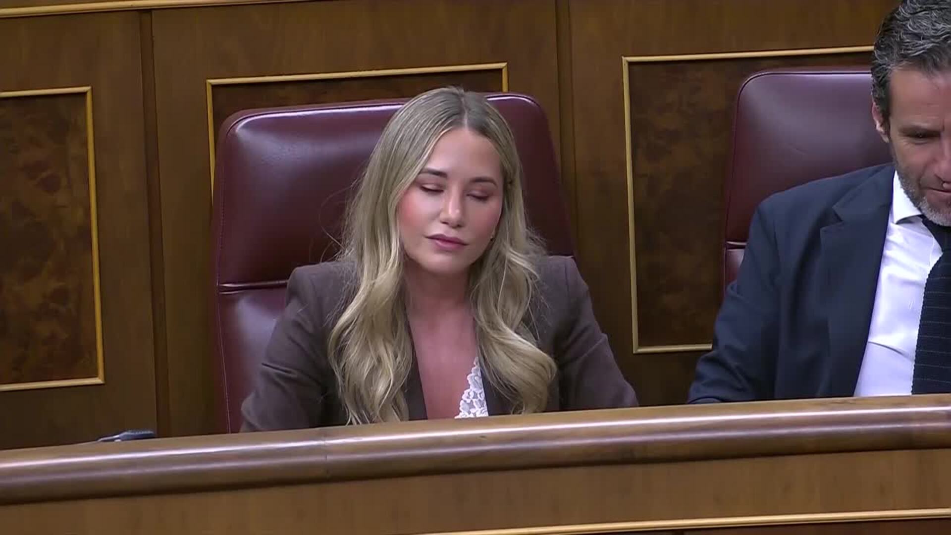 Díaz reta a Feijóo a presentar una moción de censura y el PP le acusa de "tapar corrupción"