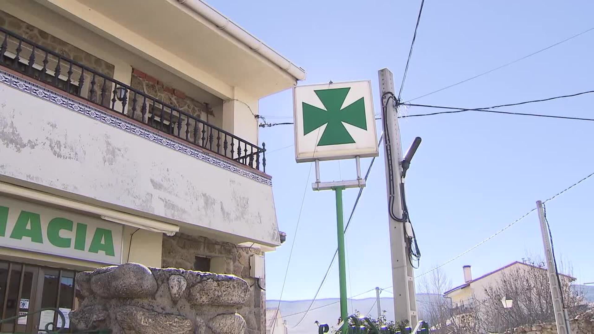 Pacientes y profesionales farmacéuticos debaten sobre el acceso a los medicamentos esenciales