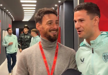 El mito que hace de anfitrión: Aduriz recibe al Athletic con abrazos en Son Moix