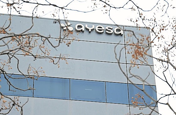 El PNV alavés se desmarca del guipuzcoano y avalará la entrada de la fundación Vital enAyesa