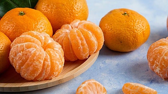 El nutricionista Manuel Viso advierte del error que comete la gente al comer mandarinas: «Es la parte más saludable»