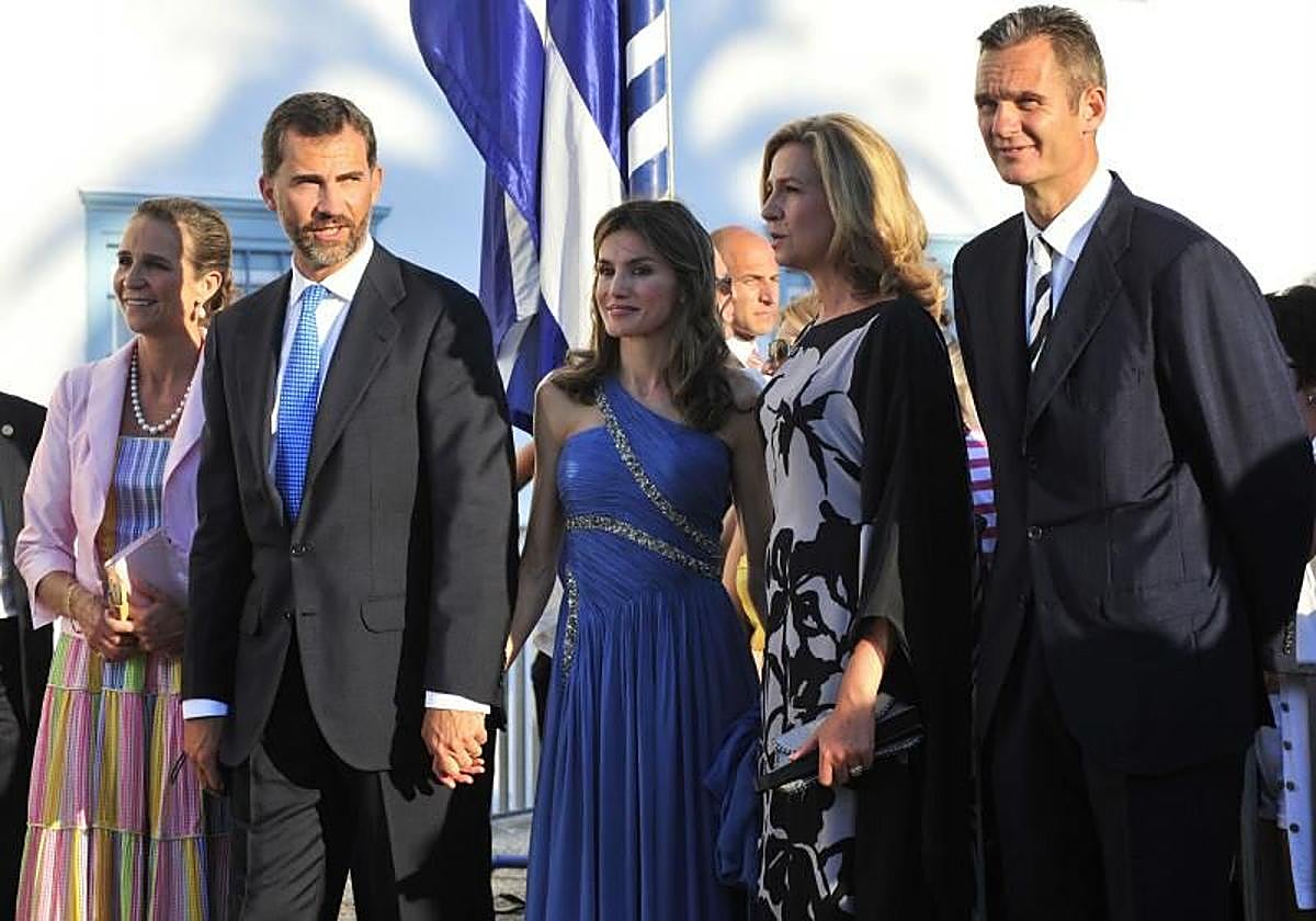 El Rey Felipe VI y el supuesto gesto de tensión durante un homenaje vinculado a Iñaki Urdangarin: rumores, sorpresa y debate en la Casa Real