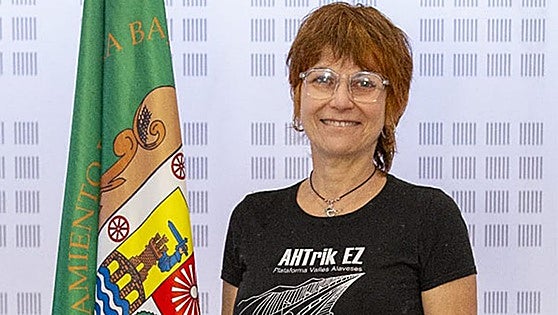La alcaldesa de Ribera Baja pide dedicación exclusiva y una subida de sueldo