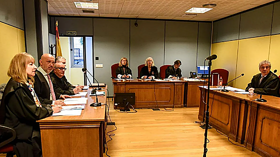 El Superior vasco desestima la demanda de ELA y LAB para forzar a Confebask a negociar un SMI vasco
