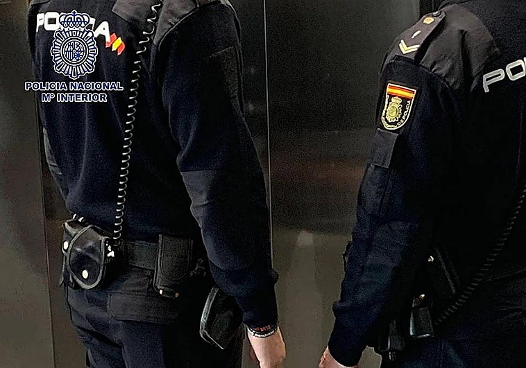 Recibe 15.000 euros por error en la nómina de su empresa y se los gasta