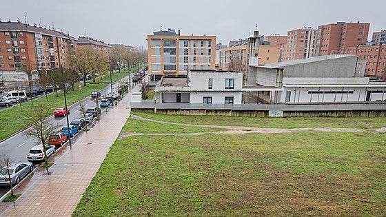 Vitoria sumará 80 plazas de parking gratuito en Zabalgana y proyecta otras 200 junto al HUA