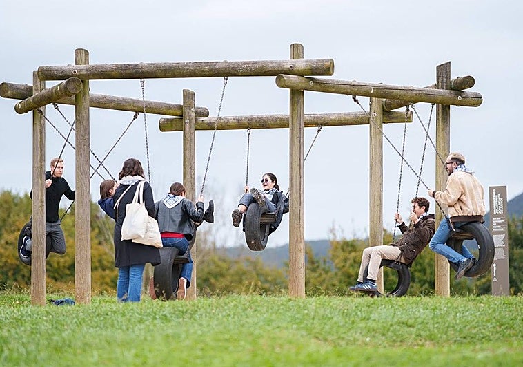 Etxebizitza, lan-prekaritatea eta osasun mentala dira euskal gazteen kezka nagusiak