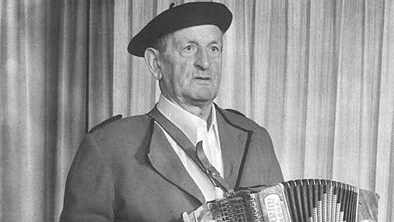 Orozko homenajeará mañana al trikitilari Salbador Ugarte Amundarain