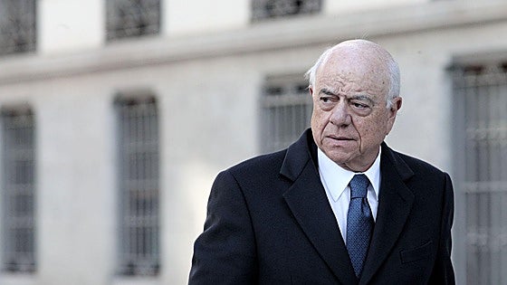 La Fiscalía solicita 173 años de cárcel para Francisco González por contratar a Villarejo para espiar
