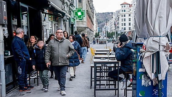 La oposición no logra cambiar la ordenanza de terrazas de Bilbao, que avanza en su tramitación