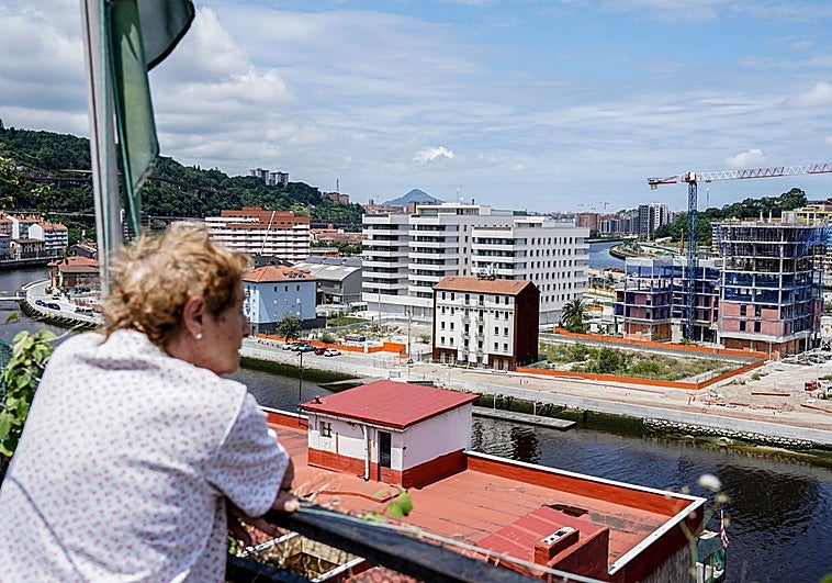 Bilbao tarda dos años de media en conceder las licencias para construir vivienda pública