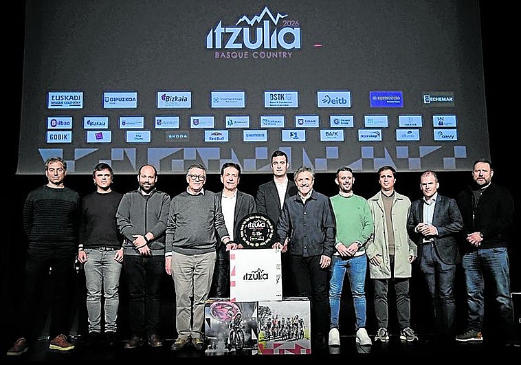 Ayuso, Del Toro, Seixas y Roglic, en la salida de la Itzulia