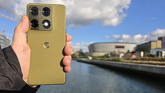 Un móvil ultradelgado sin apenas puntos débiles: lo mejor y lo peor del Motorola Signature en un vistazo