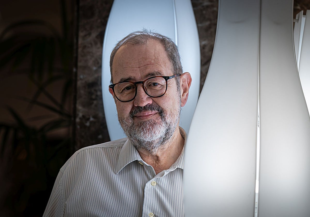 Juan Bas: «El humor no es lo contrario a la seriedad, ni mucho menos» | El Correo