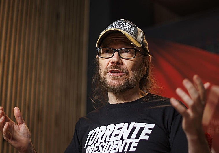 Santiago Segura desvela qué famoso deportista se negó a participar en 'Torrente Presidente': «Dijo que era para frikis»