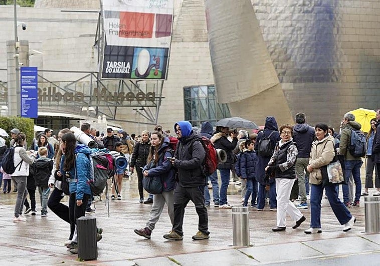 Adiós a la lluvia y al frío: máximas de casi 30 grados en Bizkaia para este fin de semana y el Lunes de Pascua