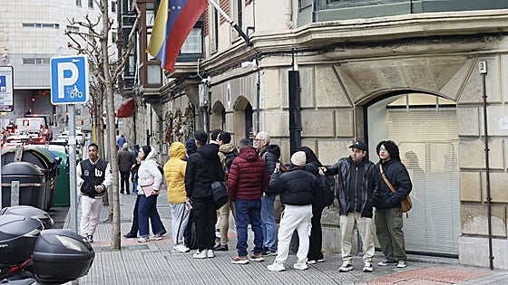 Más de 25.000 inmigrantes 'sin papeles' en Euskadi, a la espera de la regularización