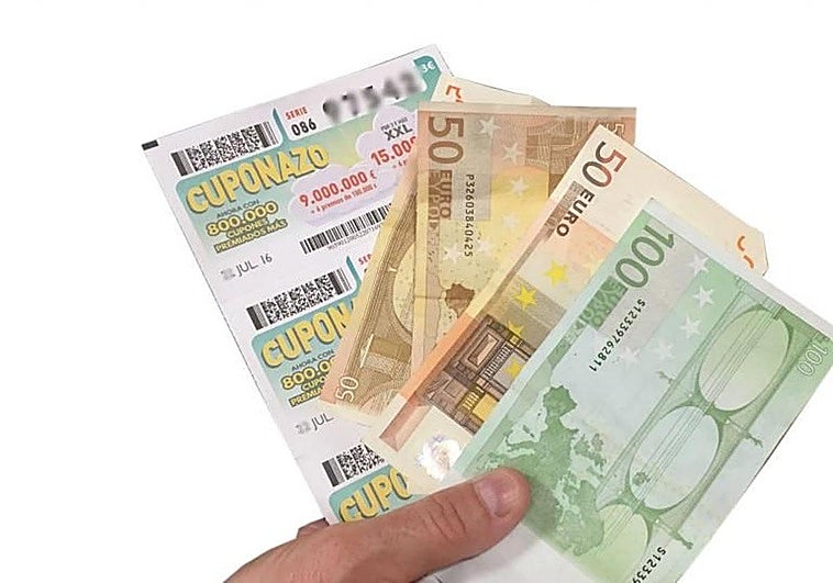 Detenida por estafar 6.000 euros con el timo del 'tocomocho' a una mujer en Portugalete