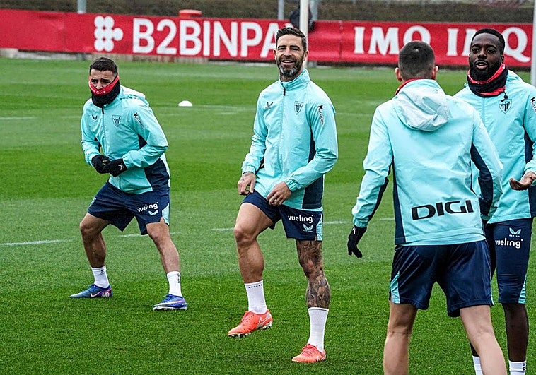 Yeray vuelve a una convocatoria tras cumplir su sanción por dopaje y Nico al completar su recuperación