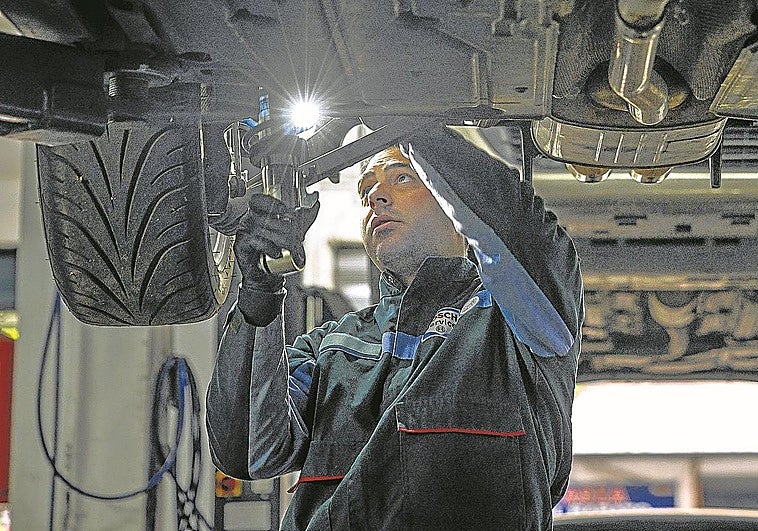 La cotización de 38.000 autónomos societarios vascos subirá 135 euros al mes