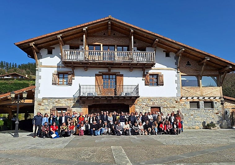 Se buscan cuadrillas vizcaínas para comer gratis en el restaurante Garena