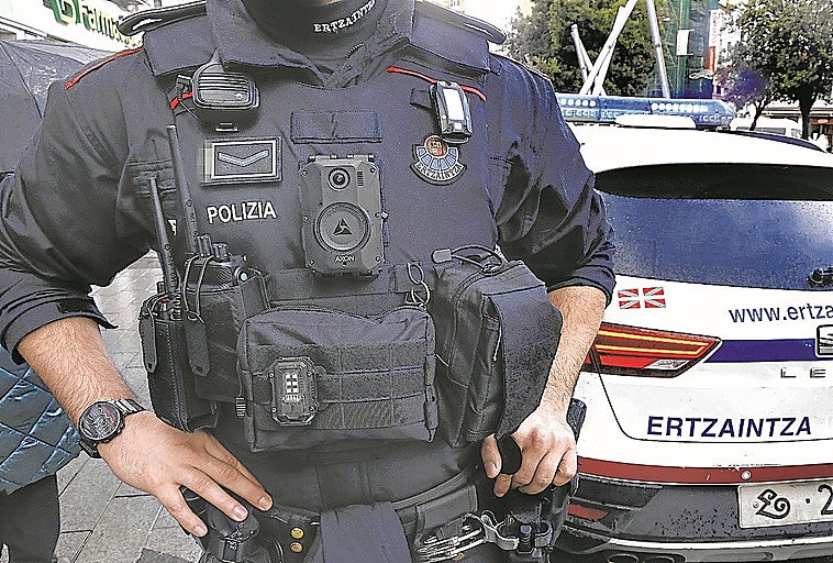 Expedientan a seis ertzainas por no grabar la agresión denunciada en Sestao