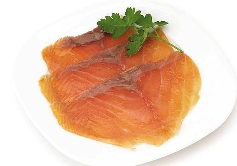 Alerta alimentaria por listeria en salmón ahumado vendido en Lidl