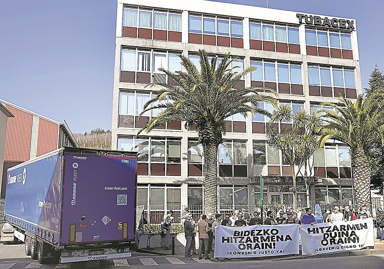 Tubacex ultima un ERTE por el bloqueo de Ormuz y la crisis abierta en el petróleo