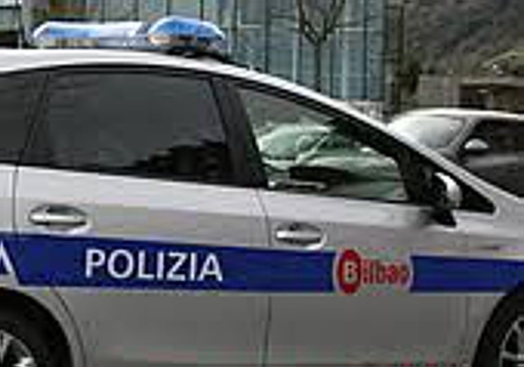 Expediente de 18 meses al policía que colocó un GPS en el coche de su ex