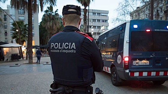 Polizia ikastetxeetan