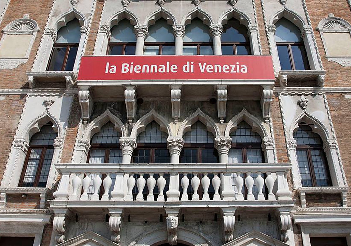 Dimite en bloque el jurado de la Bienal de Venecia tras la admisión de los pabellones de Israel y Rusia