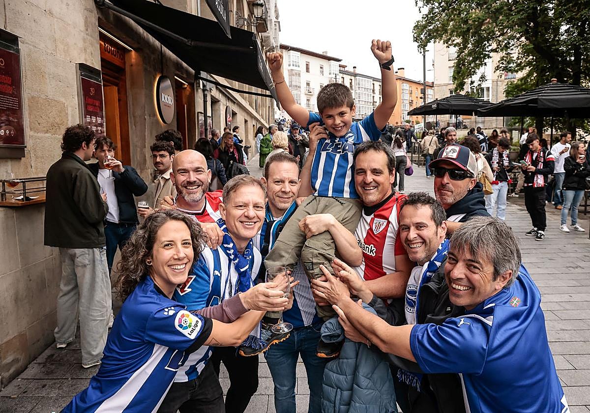 Mendizorroza vibra con el derbi vasco: Alavés y Athletic se juegan el futuro en un duelo clave