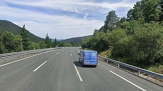 Un herido tras un accidente entre dos vehículos en la AP-68 en Zuia en sentido Bilbao