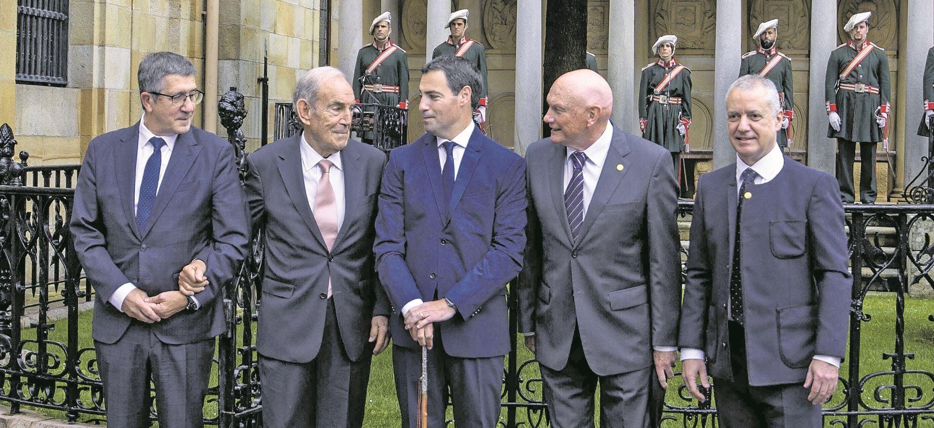 Distanciado de Bildu, rehabilitado por el PNV