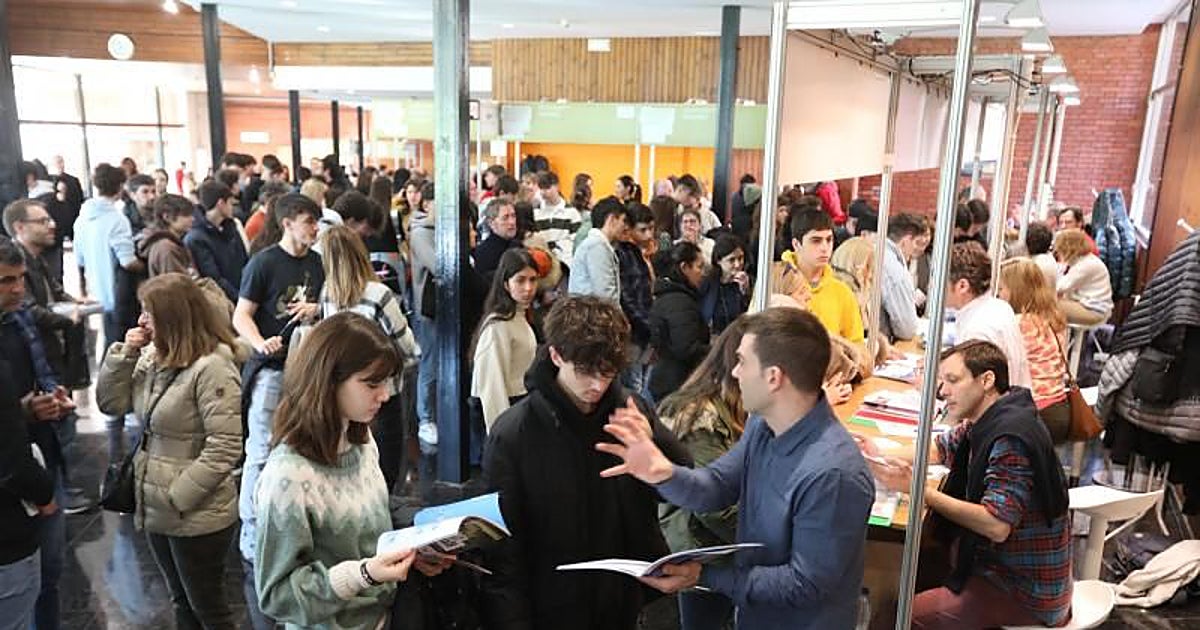 Ocho de cada diez alumnos de la EHU creen que la matrícula es demasiado cara