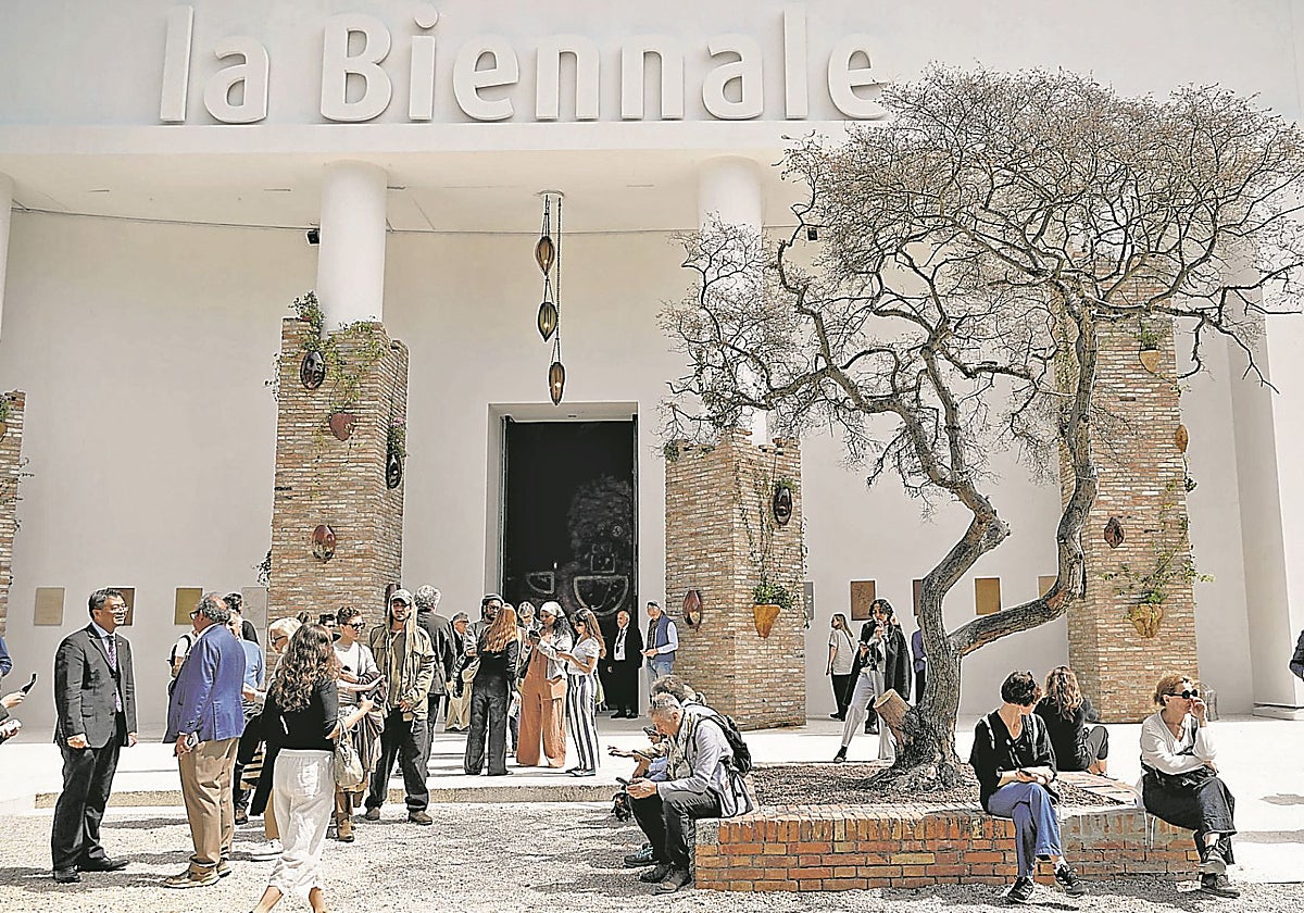España y otros 20 países cierran sus pabellones en la Bienal de Venecia en protesta por la participación de Israel