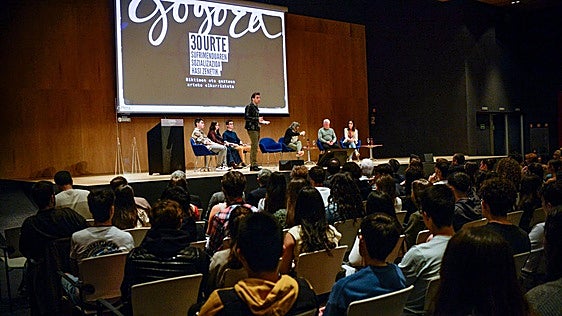 Un 15% de los alumnos vascos de Secundaria legitima aún la violencia de ETA