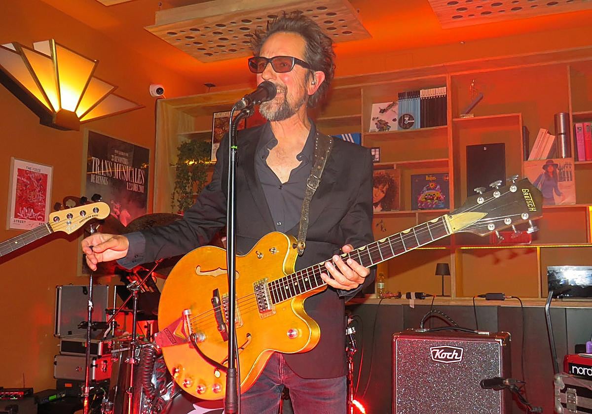 Diego Vasallo debería ser contratado en todas las fiestas con su grupo Løse