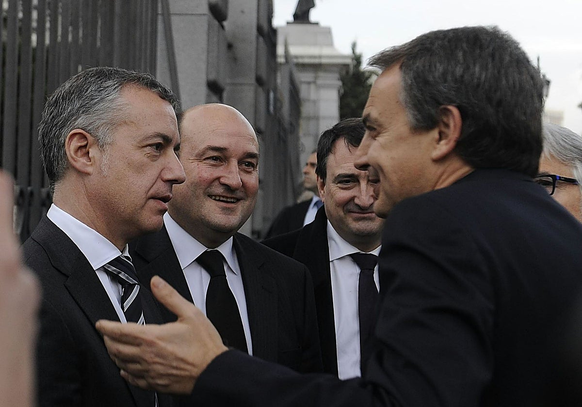 El 'caso Zapatero' noquea al sanchismo y sume en el desconcierto a PNV y Bildu