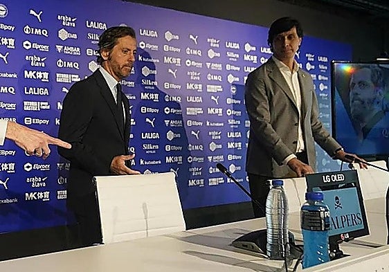 La reconstrucción del Alavés comienza con un cambio de dibujo al 4-4-2