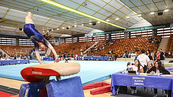 700 atletas convierten Vitoria en el epicentro de la gimnasia artística