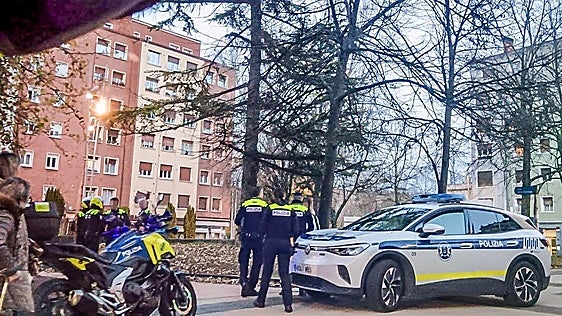 Los barrios de Lakua-Arriaga y Ensanche centraron en 2025 los incidentes registrados en la Policía Local