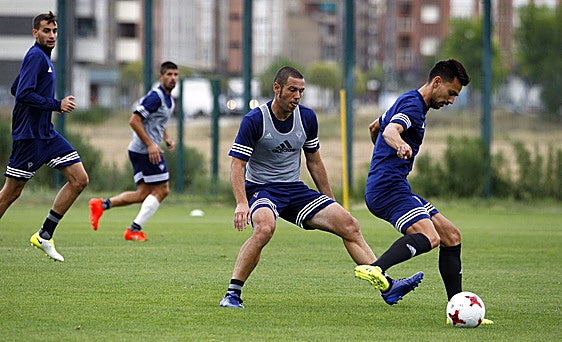 El Mirandés busca un equipo «en propiedad»