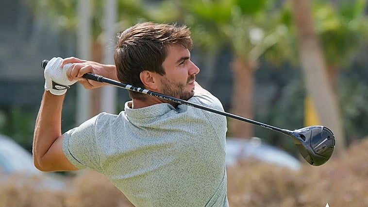 El tinerfeño Álvaro Hernández manda en el estreno del Bizkaia PGAe Open de Meaztegi