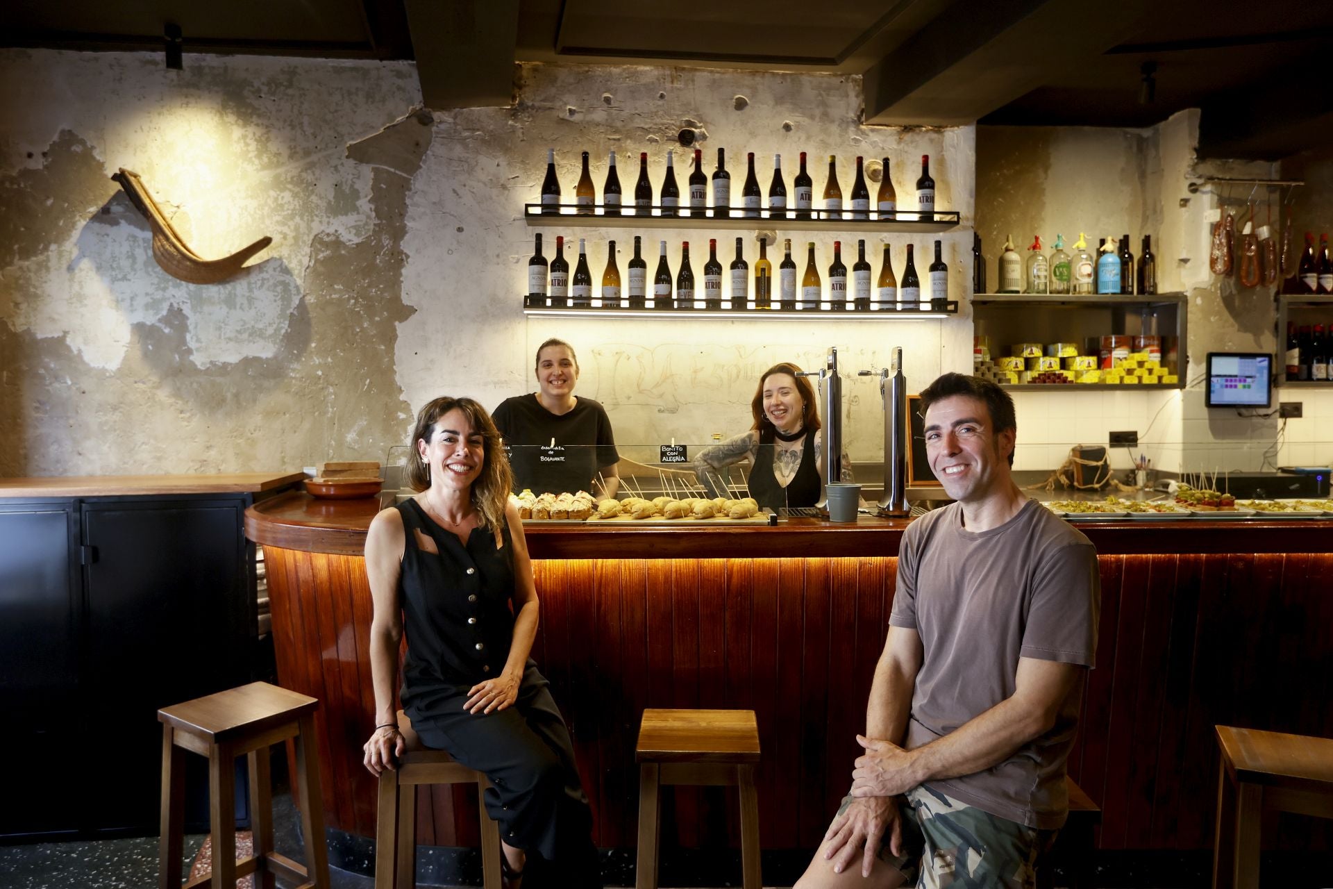 La Espuela vuelve a sus orígenes como taberna de txikiteo