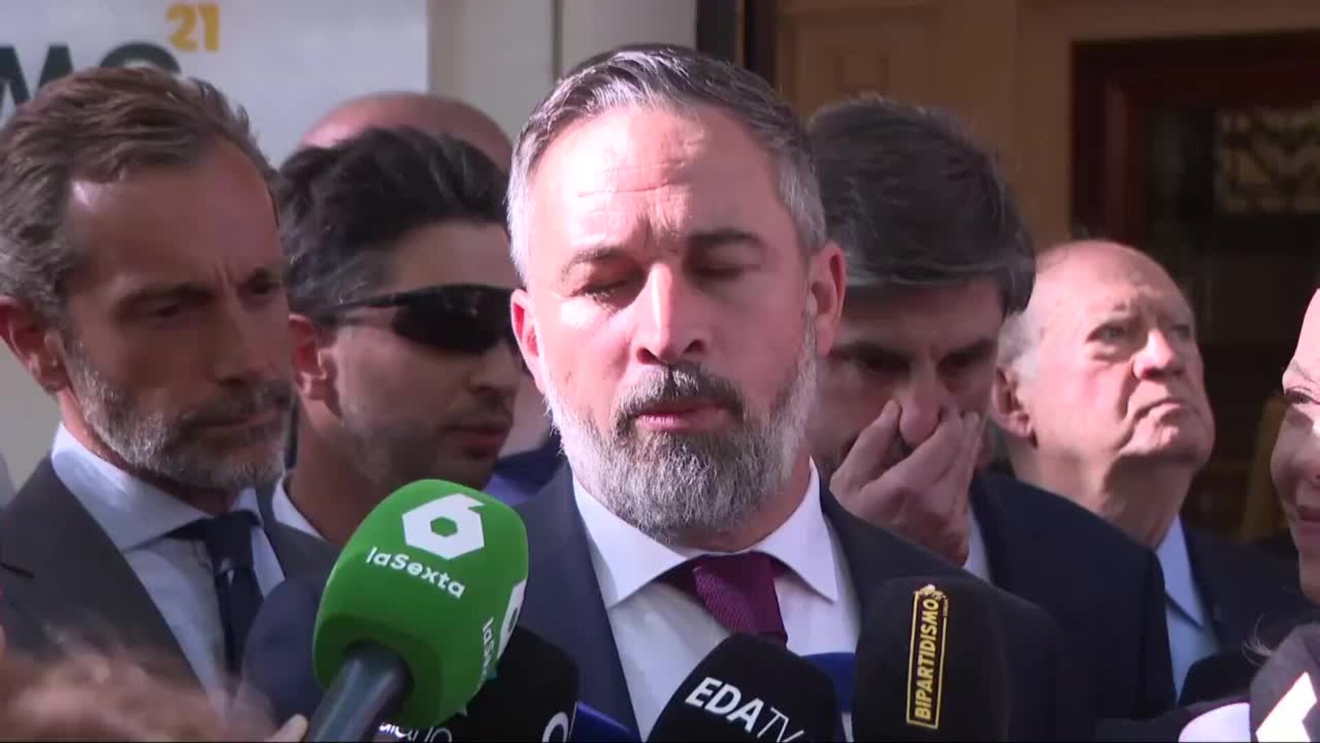 Abascal destaca el "honor" de recibir a la opositora venezolana María  Corina Machado