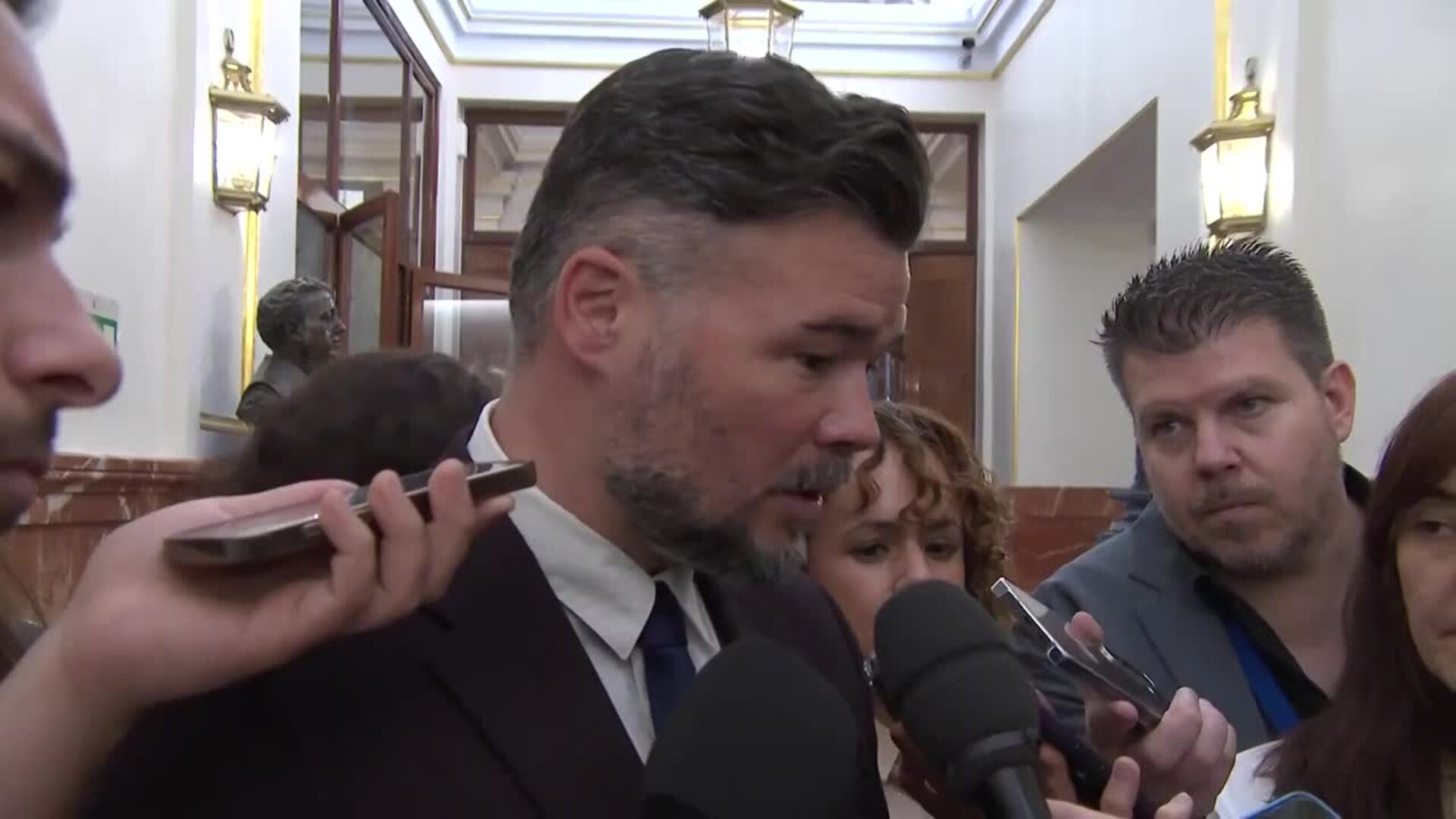 Rufián pide a Aldama que aporte pruebas de su acusación contra Sánchez ...