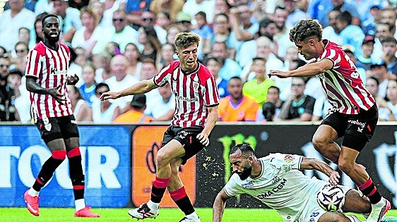 El Athletic pierde en Marsella y se encuentra con sus primeros problemas